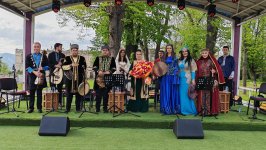 “Xarıbülbül” festivalı Səkinə İsmayılova və tələbələrinin konserti ilə başa çatıb (FOTO/VİDEO)