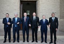 Prezident İlham Əliyev və TDT-nin qeyri-rəsmi Zirvə görüşünün digər iştirakçıları Türküstanda bir sıra mədəni məkanlarla tanış olublar (FOTO) (YENİLƏNİB)