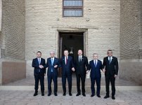 Prezident İlham Əliyev və TDT-nin qeyri-rəsmi Zirvə görüşünün digər iştirakçıları Türküstanda bir sıra mədəni məkanlarla tanış olublar (FOTO) (YENİLƏNİB)