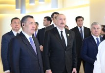 Prezident İlham Əliyev və TDT-nin qeyri-rəsmi Zirvə görüşünün digər iştirakçıları Türküstanda bir sıra mədəni məkanlarla tanış olublar (FOTO) (YENİLƏNİB)