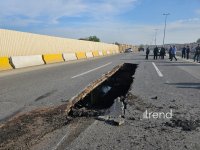 Bakı-Ələt magistralında körpüdə çökmə: Paytaxt istiqamətində hərəkət məhdudlaşdırıldı (FOTO)