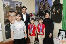 Elnur Rzayev 10 yaşı tamam olan şəhid övladlarını təbrik edib (FOTO)