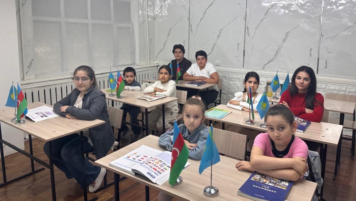 Ulu Öndər Heydər Əliyevin əziz xatirəsi Orta Asiya və Gürcüstanda silsilə tədbirlərlə anılıb (FOTO)