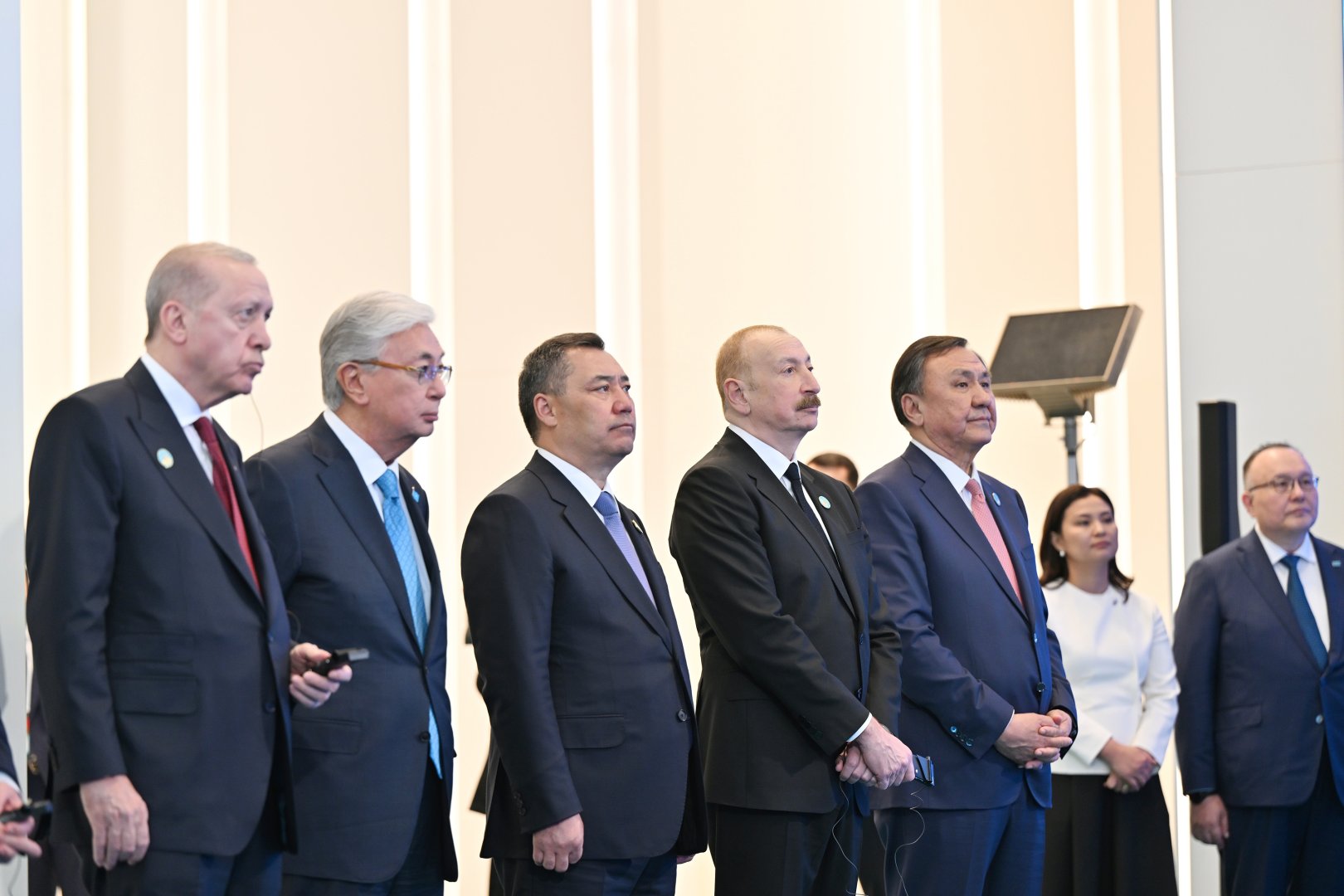 Prezident İlham Əliyev və TDT-nin qeyri-rəsmi Zirvə görüşünün digər iştirakçıları Türk Sivilizasiyası Mərkəzinin təməlqoyma mərasimində iştirak ediblər (FOTO)