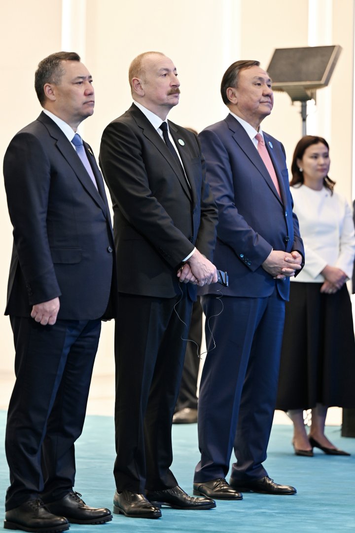Prezident İlham Əliyev və TDT-nin qeyri-rəsmi Zirvə görüşünün digər iştirakçıları Türk Sivilizasiyası Mərkəzinin təməlqoyma mərasimində iştirak ediblər (FOTO)