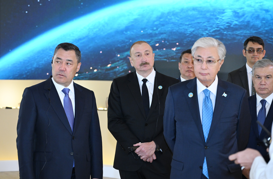 Prezident İlham Əliyev və TDT-nin qeyri-rəsmi Zirvə görüşünün digər iştirakçıları Türküstanda bir sıra mədəni məkanlarla tanış olublar (FOTO) (YENİLƏNİB)