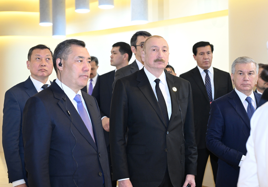 Prezident İlham Əliyev və TDT-nin qeyri-rəsmi Zirvə görüşünün digər iştirakçıları Türküstanda bir sıra mədəni məkanlarla tanış olublar (FOTO) (YENİLƏNİB)
