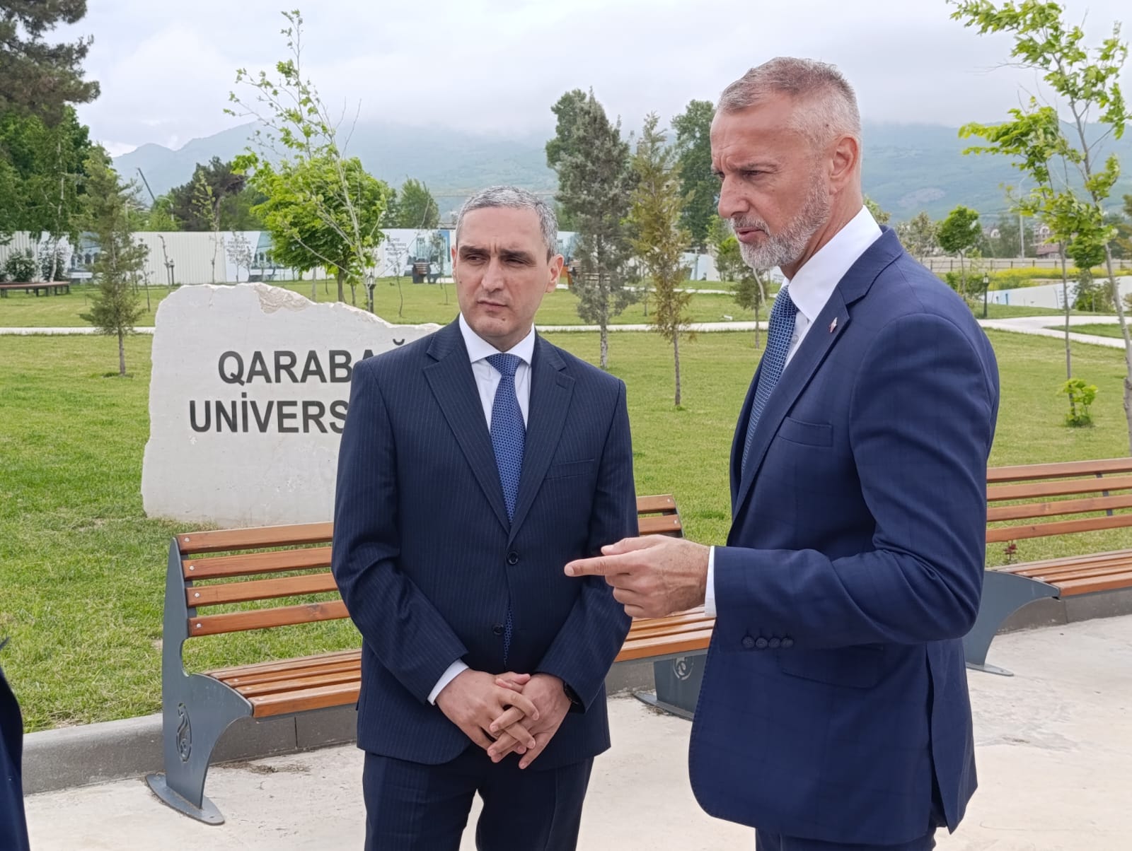 Slovakiya Milli Şurası sədrinin başçılıq etdiyi nümayəndə heyəti Xankəndidə quruculuq işləri ilə tanış olub (FOTO)