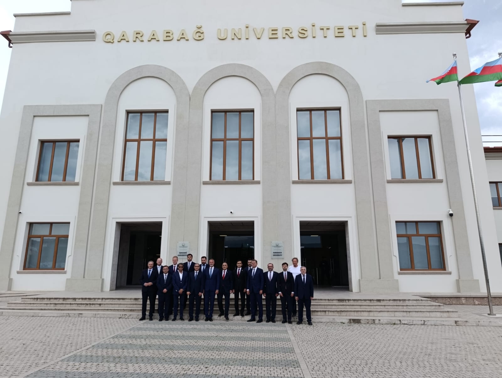 Slovakiya Milli Şurası sədrinin başçılıq etdiyi nümayəndə heyəti Xankəndidə quruculuq işləri ilə tanış olub (FOTO)