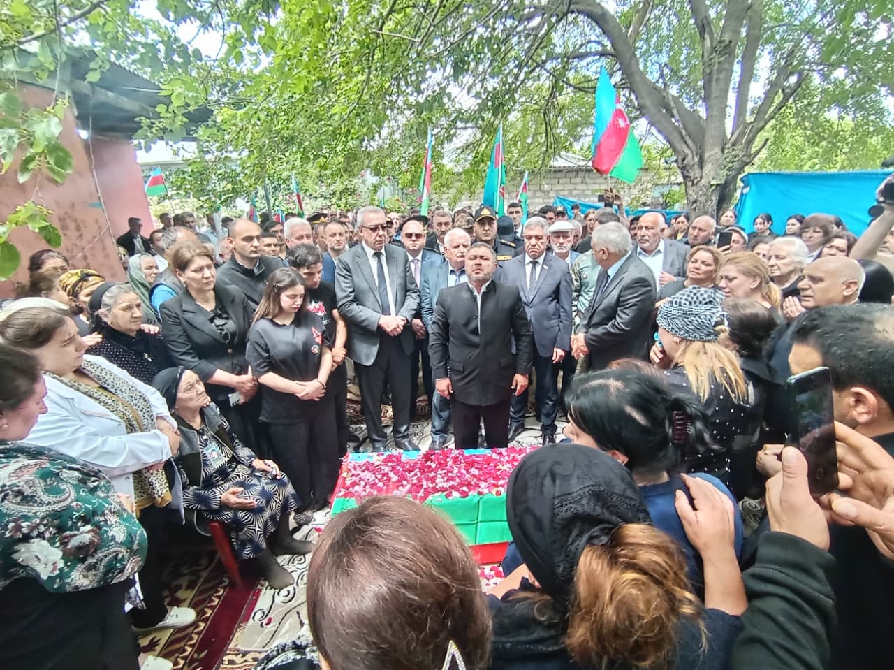 Birinci Qarabağ müharibəsinin itkin şəhidi ilə vida mərasimi keçirilib (FOTO)