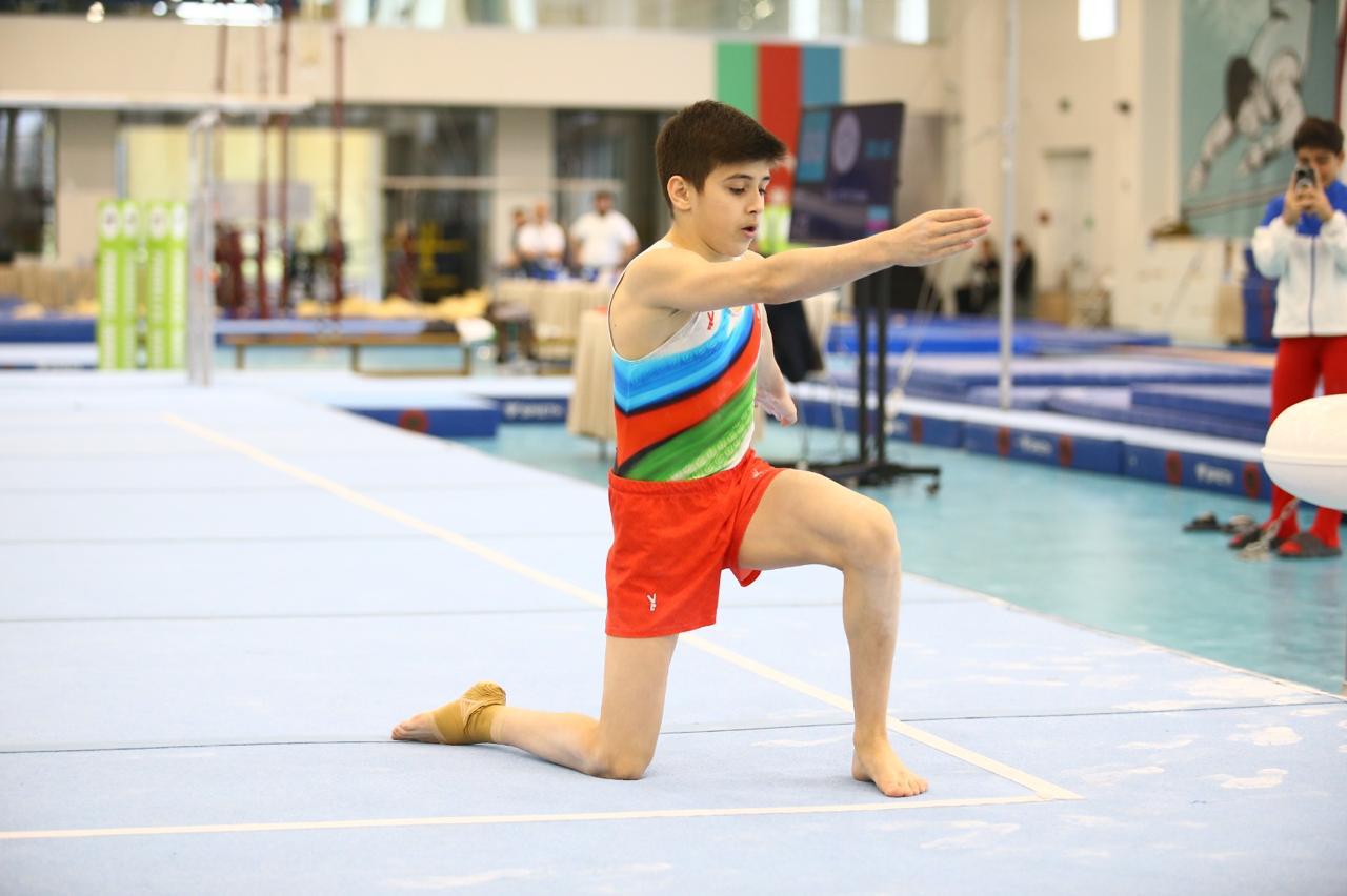 Gimnastlarımız turniri 16 medalla başa vurublar (FOTO)