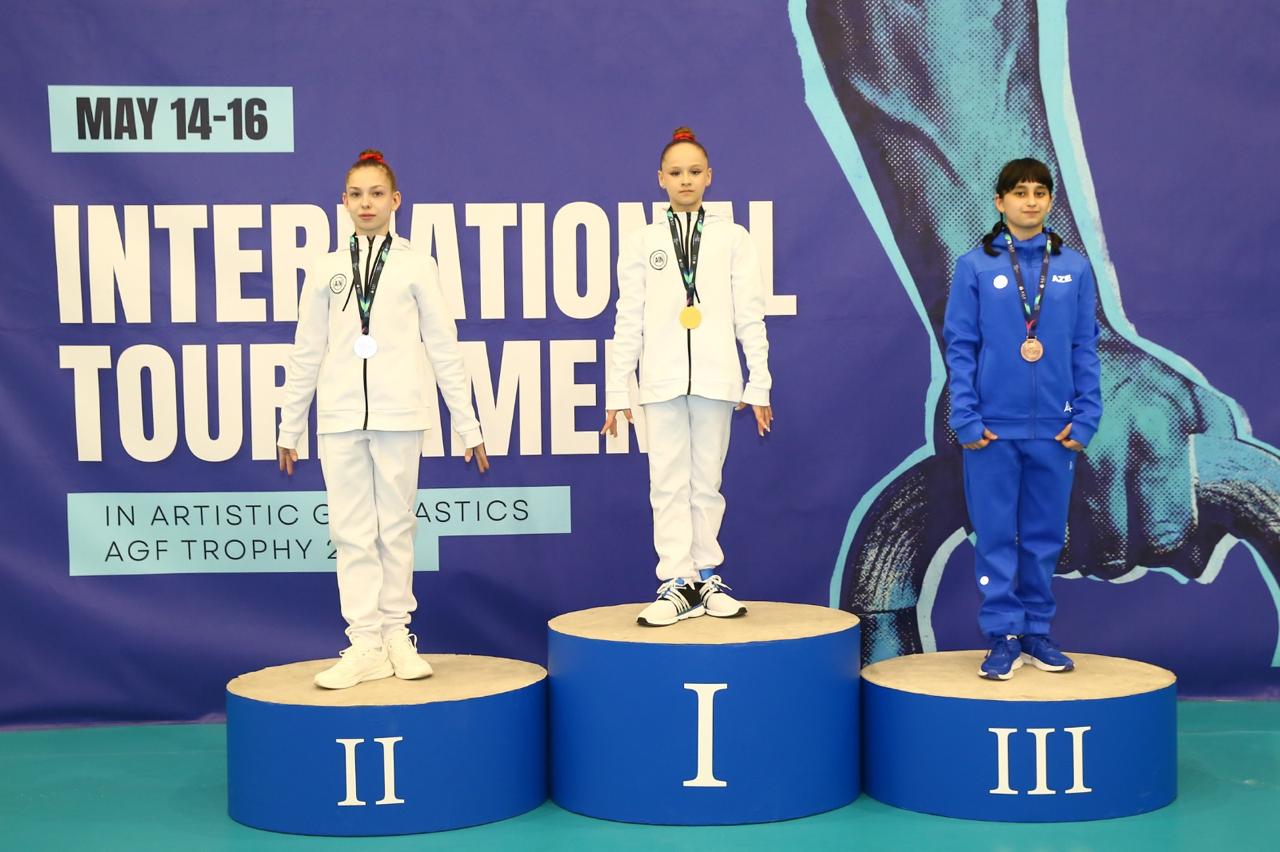 Gimnastlarımız turniri 16 medalla başa vurublar (FOTO)