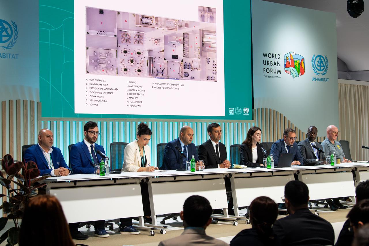 Azərbaycanda akkreditə olunmuş diplomatik korpusun nümayəndələrinə WUF13-lə bağlı birifinq keçirilib (FOTO)