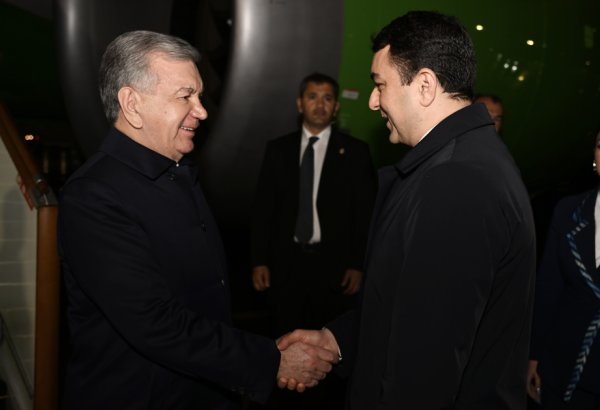 Özbəkistan Prezidenti Şavkat Mirziyoyev Azərbaycana səfərə gəlib (FOTO)