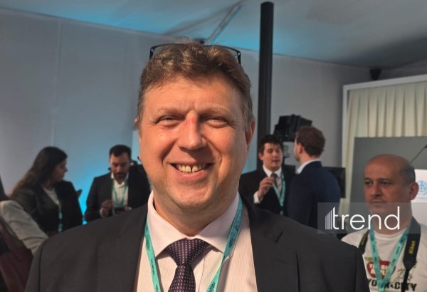Aşağı karbonlu alüminiumun tətbiqi Azərbaycanda tikintini səmərələşdirə bilər - RUSAL rəsmisi