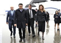 Bolqarıstan Prezidenti İliyana Yotova Azərbaycana səfərə gəlib (FOTO)