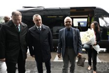 Mavriki Prezidenti Azərbaycana səfərə gəlib (FOTO)