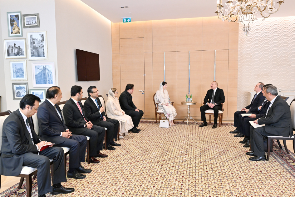 Prezident İlham Əliyev Pakistanın Pəncab əyalətinin Baş nazirini qəbul edib (FOTO)