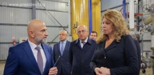 İliyana Yotova Bolqarıstan investisiyası hesabına tikilmiş Azərbaycan zavoduna baş çəkib (FOTO)