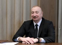 Prezident İlham Əliyev Özbəkistan Prezidenti Şavkat Mirziyoyevlə görüşüb (FOTO)