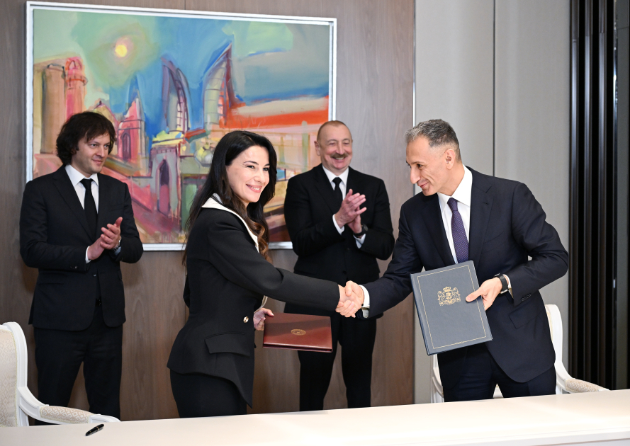 Prezident İlham Əliyevin Gürcüstanın Baş naziri ilə görüşü olub (FOTO)