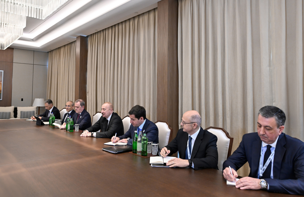 Prezident İlham Əliyevin Gürcüstanın Baş naziri ilə görüşü olub (FOTO)
