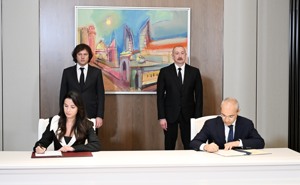 Prezident İlham Əliyevin Gürcüstanın Baş naziri ilə görüşü olub (FOTO)