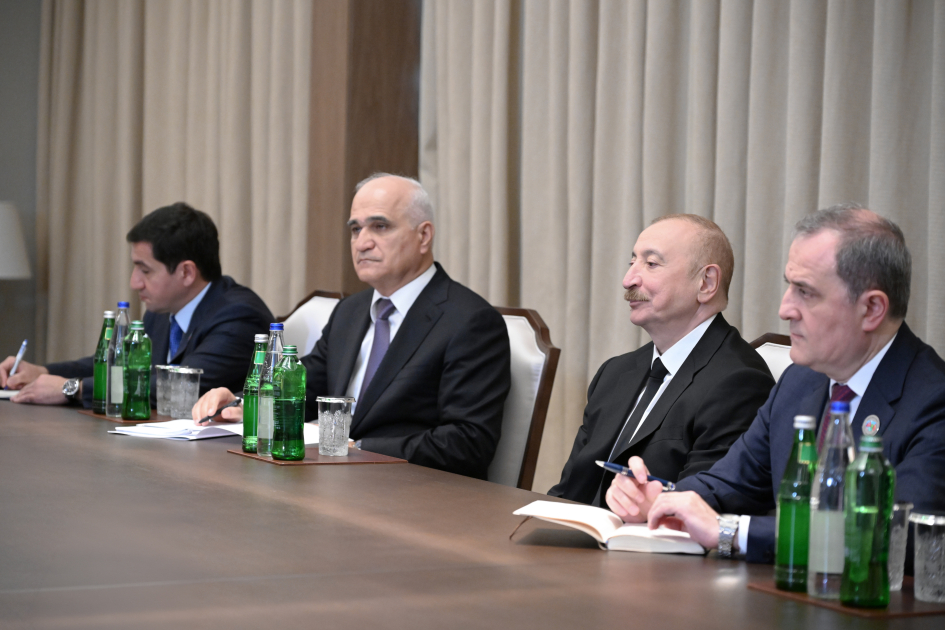 Prezident İlham Əliyev Çin Dövlət Şurasının Baş nazirinin müavinini qəbul edib (FOTO)