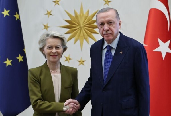 Ərdoğan və fon der Leyen Türkiyə-Aİ münasibətlərini müzakirə ediblər