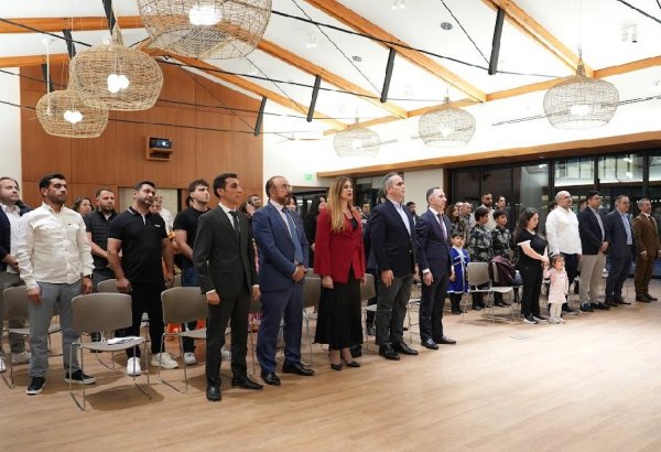 Kaliforniyada Azərbaycan icması ilə görüş keçirilib (FOTO)