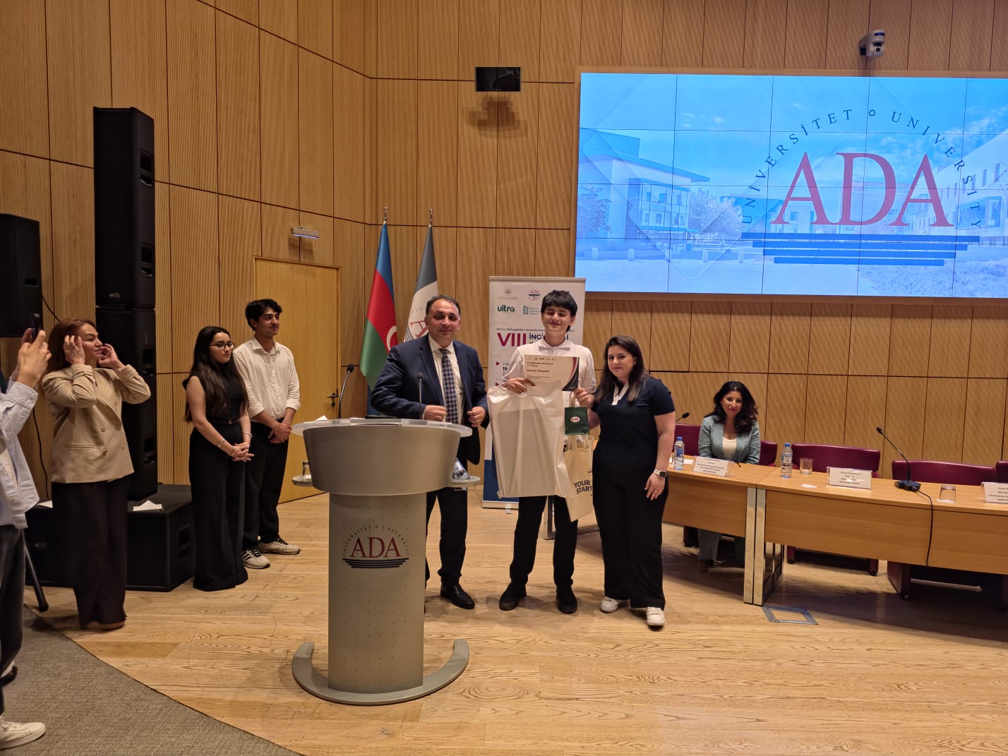 ADA Universitetində VIII Respublika İngilis Dili Olimpiadasının Qalibləri Mükafatlandırılıb (FOTO)
