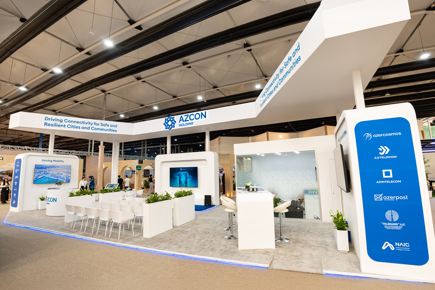 AZCON Holding WUF13 çərçivəsində şəhərlərin gələcəyini formalaşdıran texnologiya və həlləri təqdim edir (FOTO)