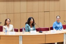 ADA Universitetində VIII Respublika İngilis Dili Olimpiadasının Qalibləri Mükafatlandırılıb (FOTO)