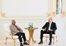 Prezident İlham Əliyev Mavriki Prezidenti ilə görüşüb (FOTO)
