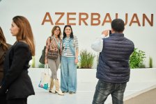 Azərbaycan pavilyonu WUF13 çərçivəsində təşkil olunan “Urban Expo” sərgisində fəaliyyətə başlayıb (FOTO)