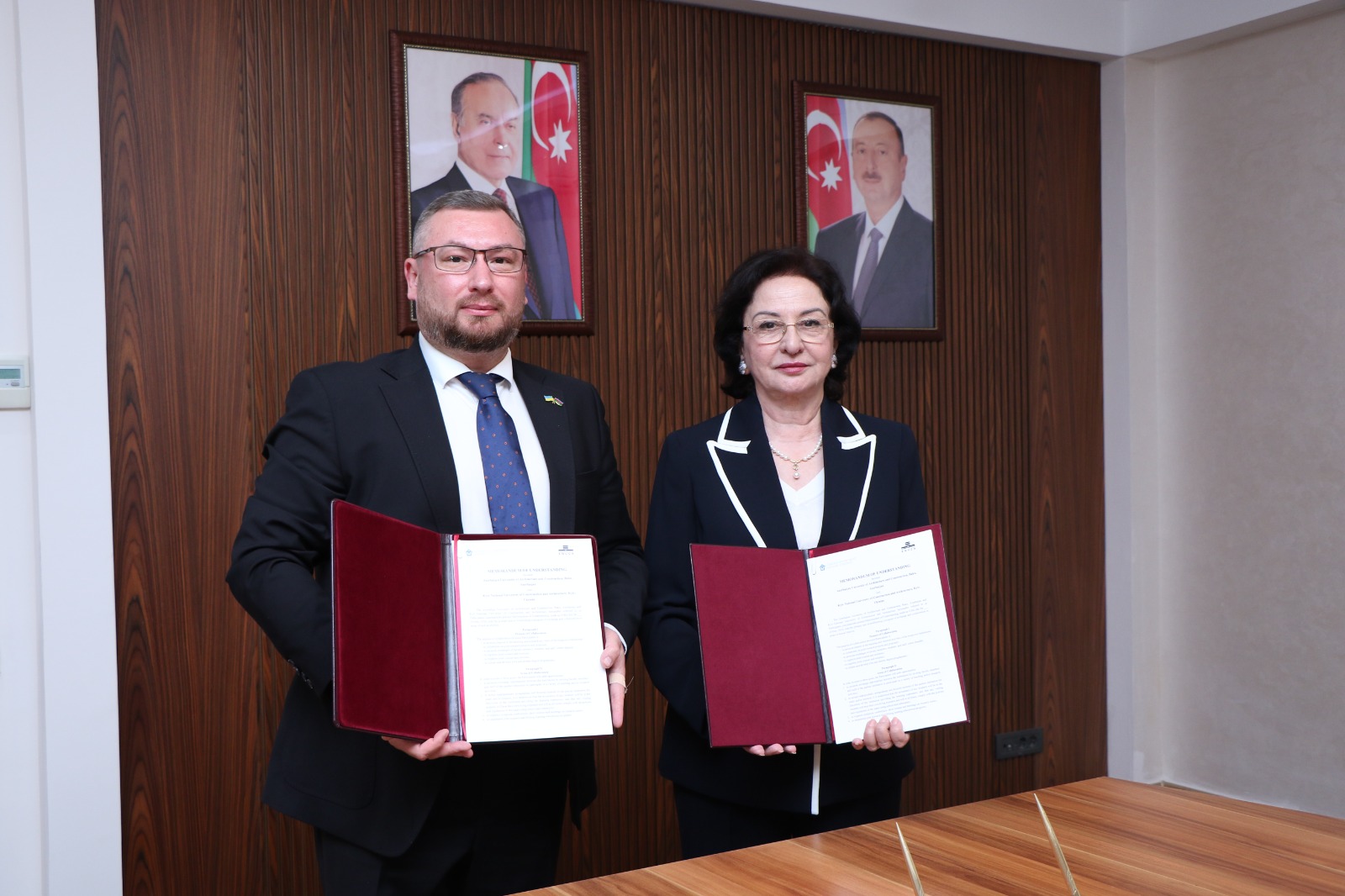 WUF13 çərçivəsində ölkəmizə səfər edən Kiyev Milli İnşaat və Memarlıq Universitetinin nümayəndə heyəti AzMİU-da olub (FOTO)