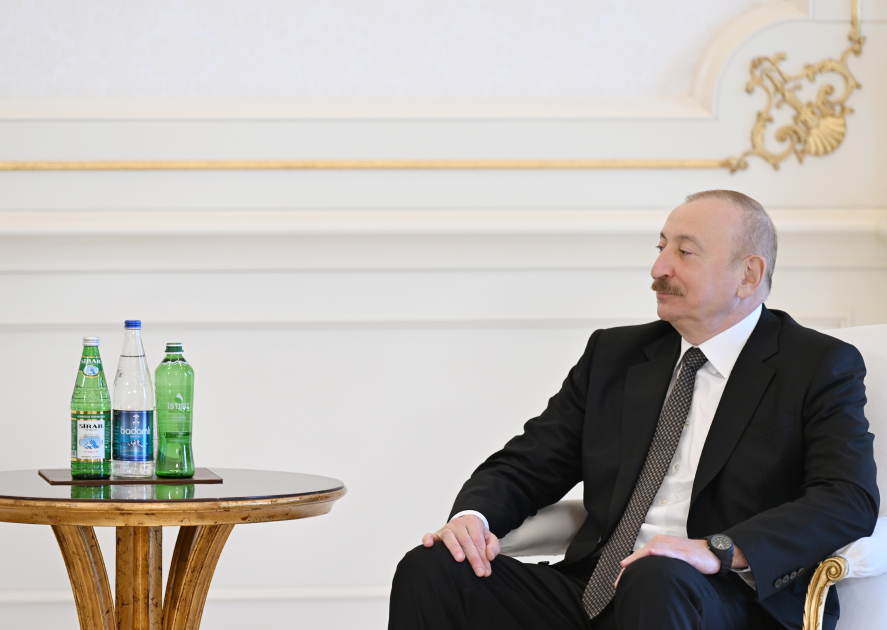 Prezident İlham Əliyev Mavriki Prezidenti ilə görüşüb (FOTO)
