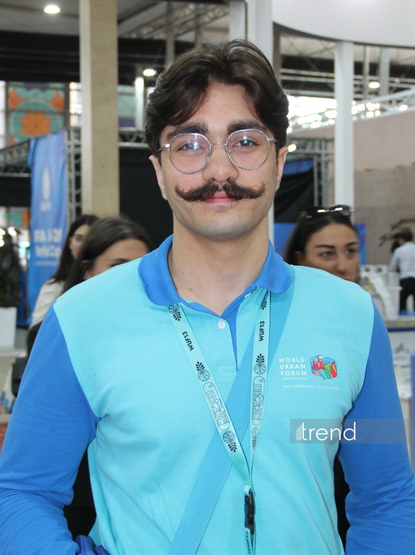 WUF13-ün ən diqqətçəkən milli geyimləri - bütün dünya bir pavilyonda (FOTO)