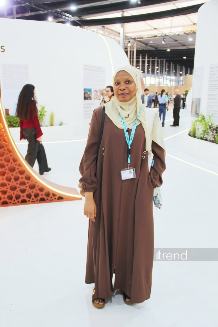 WUF13-ün ən diqqətçəkən milli geyimləri - bütün dünya bir pavilyonda (FOTO)