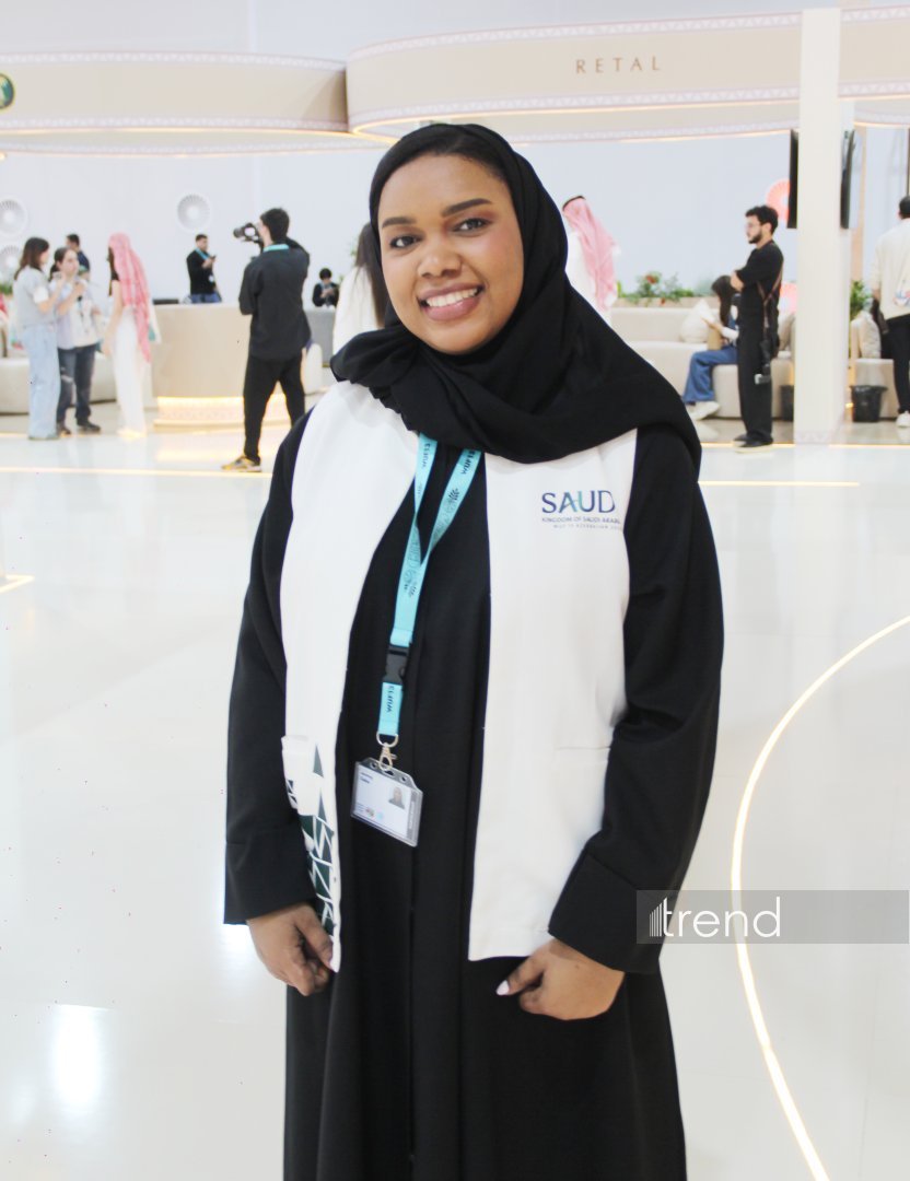 WUF13-ün ən diqqətçəkən milli geyimləri - bütün dünya bir pavilyonda (FOTO)