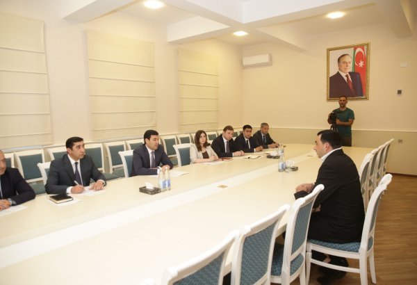 Elnur Rzayev növbəti vətəndaş qəbulunu keçirib (FOTO)