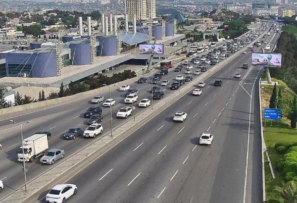DİQQƏT: Bu yollarda tıxac var - SİYAHI