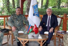 Müdafiə Nazirliyinin rəhbərliyi Türkiyəyə gedib (FOTO)