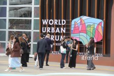 Bakıda WUF13-ün ən kreativ pavilyonları: Qübbələr və ekranlar altında gələcəyin şəhəri (FOTO)