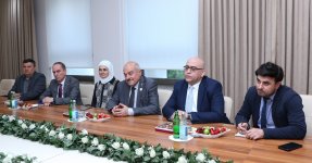 Fələstinin yerli özünüidarəetmə naziri, AzMİU məzunu Sami Hijjawi doğma universitetində (FOTO)