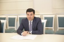 Elnur Rzayev növbəti vətəndaş qəbulunu keçirib (FOTO)