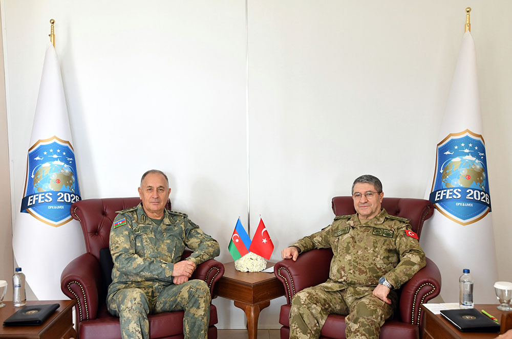 Müdafiə Nazirliyinin rəhbərliyi Türkiyəyə gedib (FOTO)