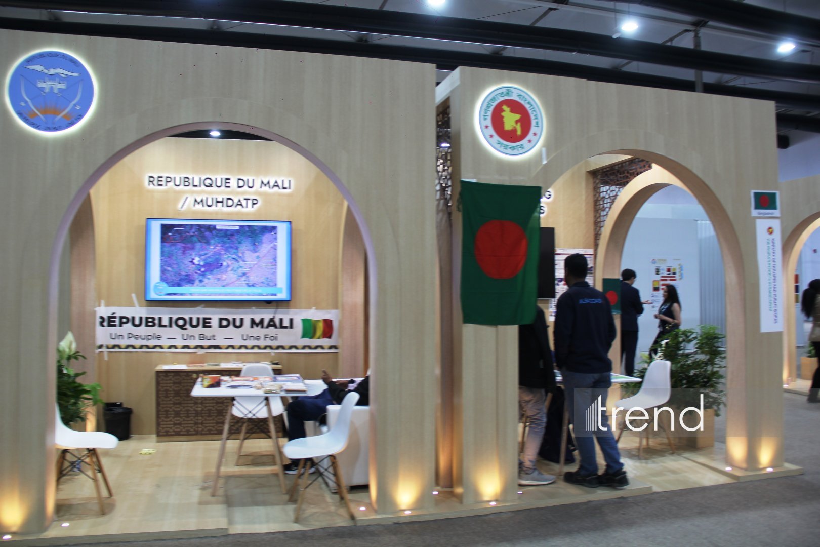Bakıda WUF13-ün ən kreativ pavilyonları: Qübbələr və ekranlar altında gələcəyin şəhəri (FOTO)