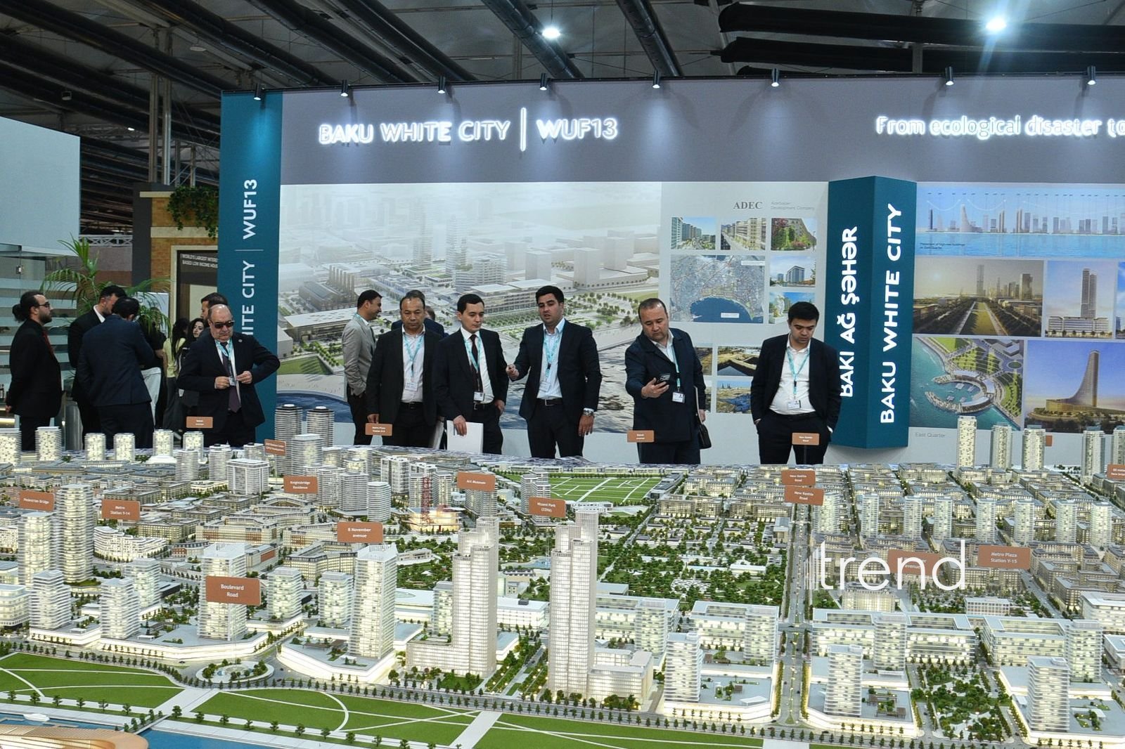WUF13-də "Baku White City" pavilyonu xarici qonaqların maraq mərkəzindədir (FOTO)