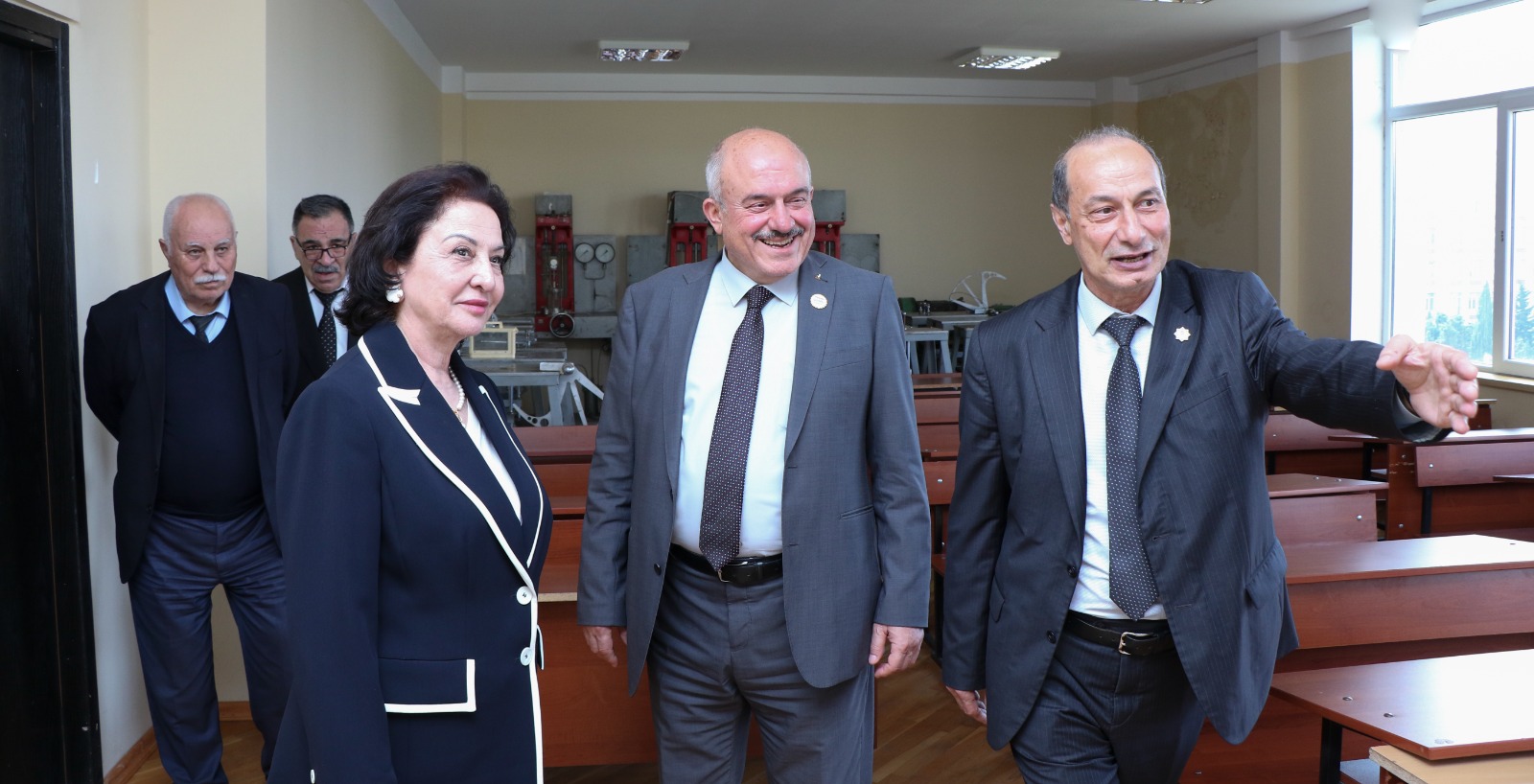 Fələstinin yerli özünüidarəetmə naziri, AzMİU məzunu Sami Hijjawi doğma universitetində (FOTO)